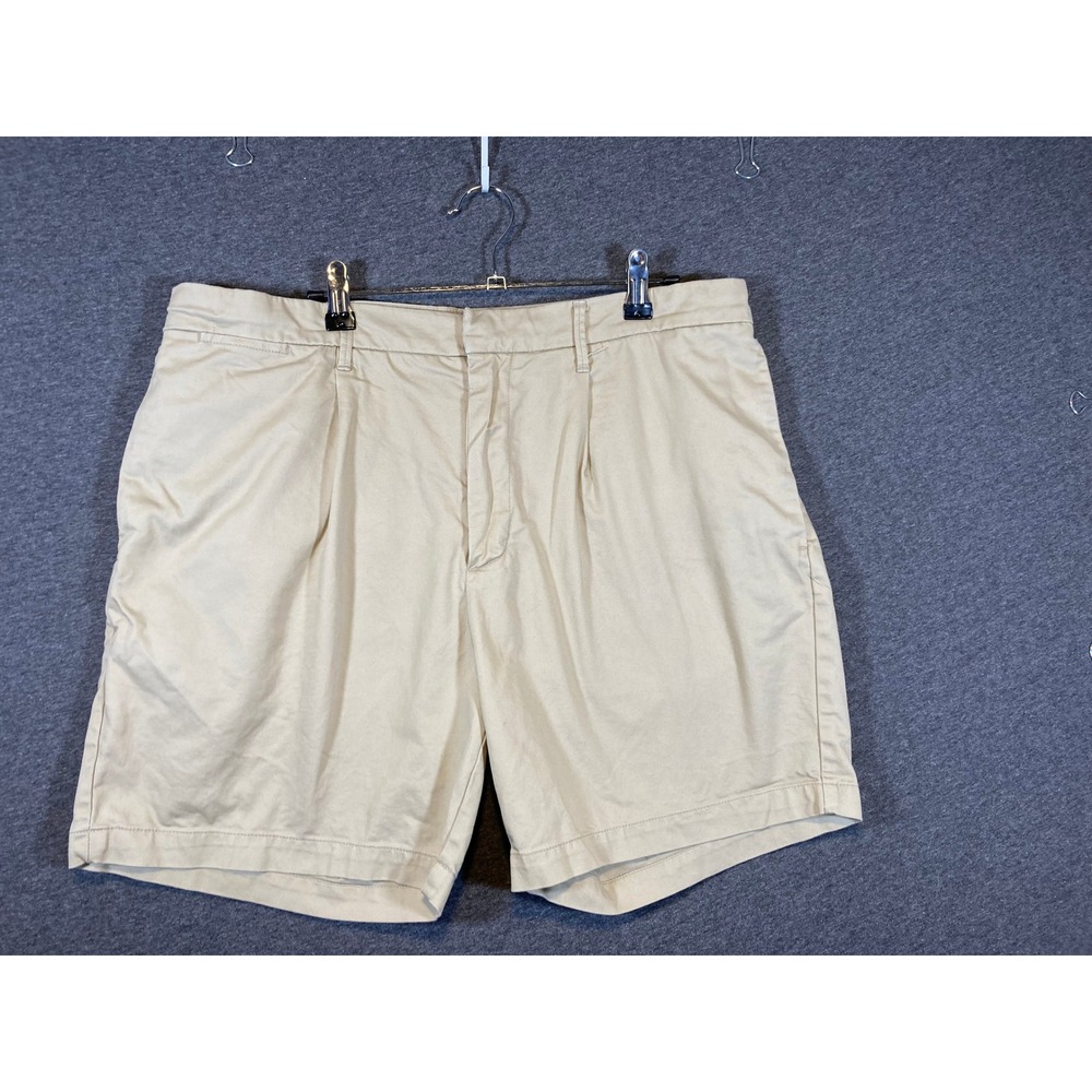 Goodfellow & Co Mens Tan Khaki Pleated Chino Shorts Size 36 Stretch Cotton Blend